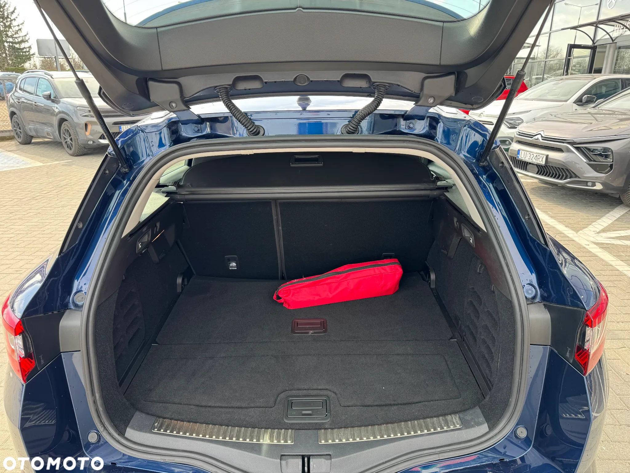 Renault Megane 1.5 Blue dCi Intens - 4