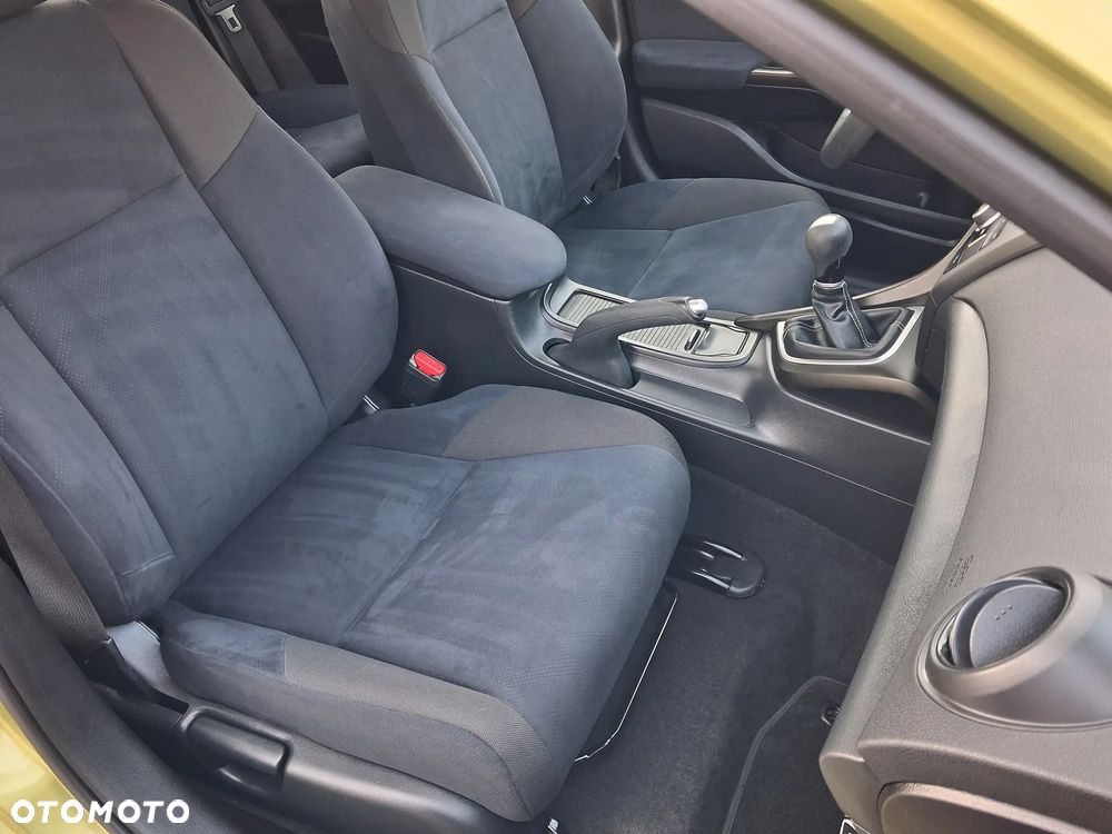 Honda Civic 1.4 i-VTEC Comfort - 25