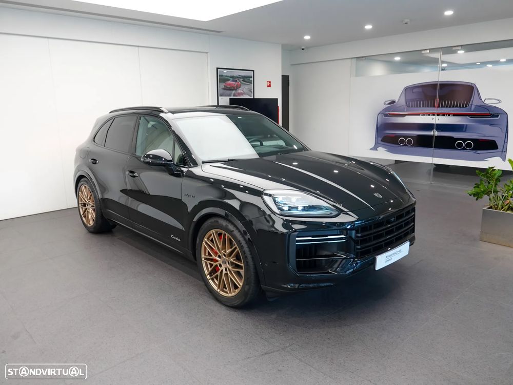 Porsche Cayenne Turbo E-Hybrid - 7