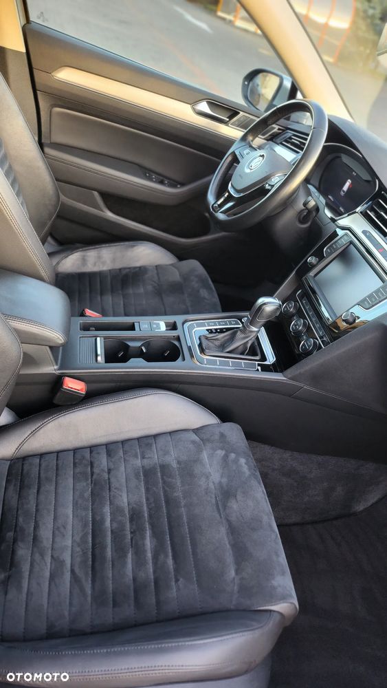 Volkswagen Passat - 9