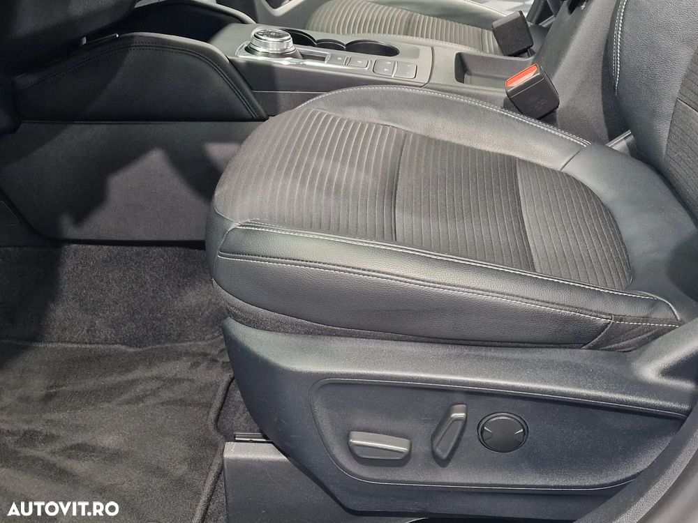 Ford Kuga 2.5 Duratec PHEV TITANIUM X - 16