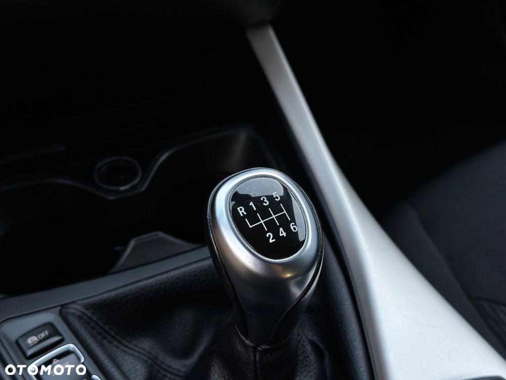BMW Seria 1 118i - 25