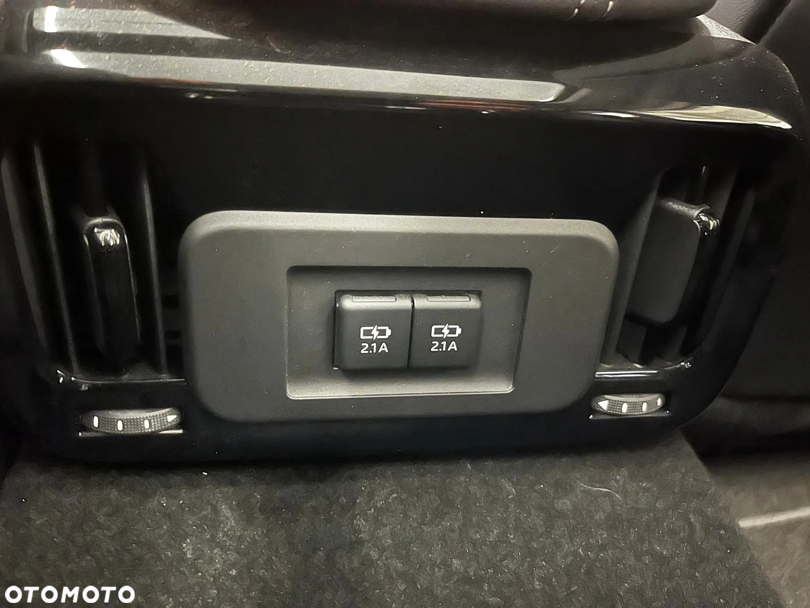 Toyota Mirai Standard - 16