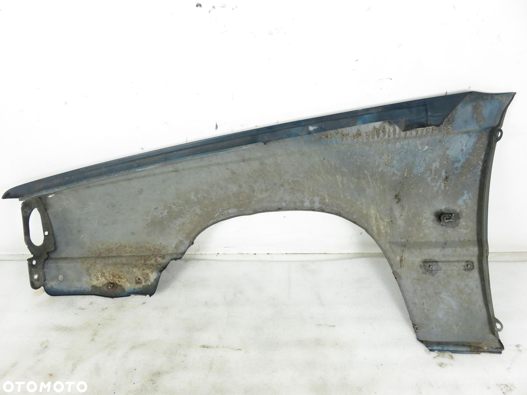 BŁOTNIK PRAWY PRZEDNI VOLVO 850 - 4