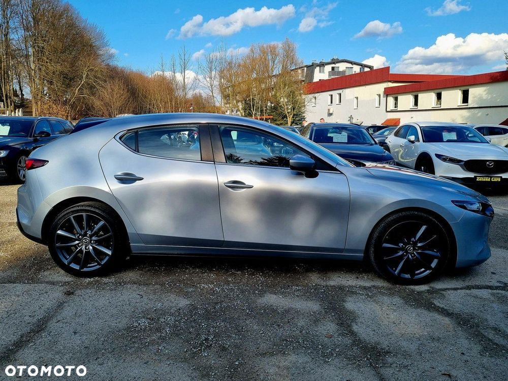 Mazda 3 SKYACTIV-G 2.0 M-Hybrid DRIVE - 4