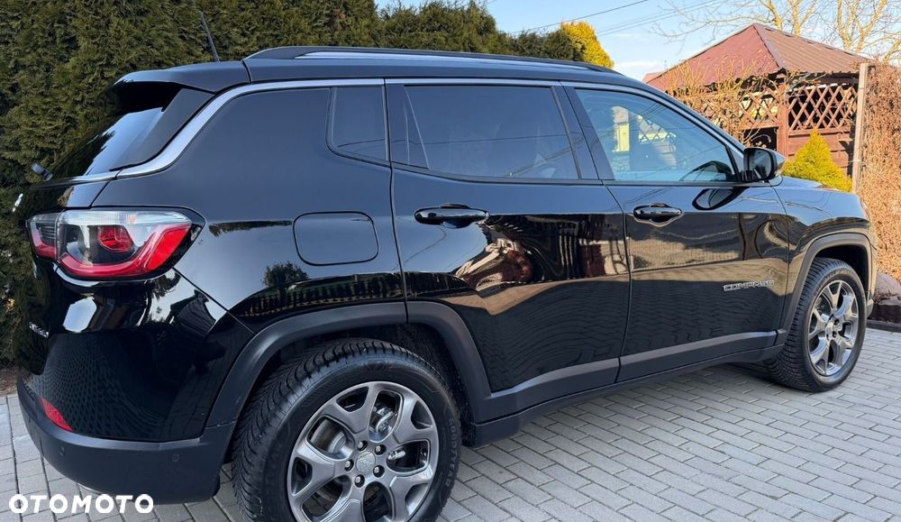 Jeep Compass 1.4 MultiAir Limited - 32