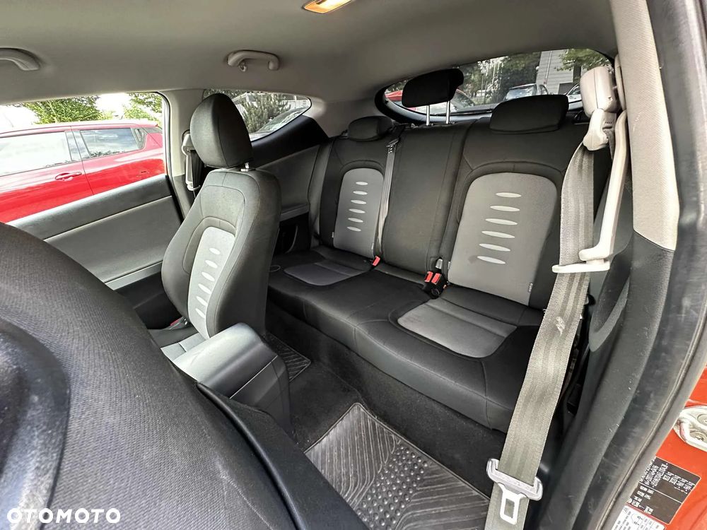 Kia ProCeed Pro_cee'd 1.4 L - 12