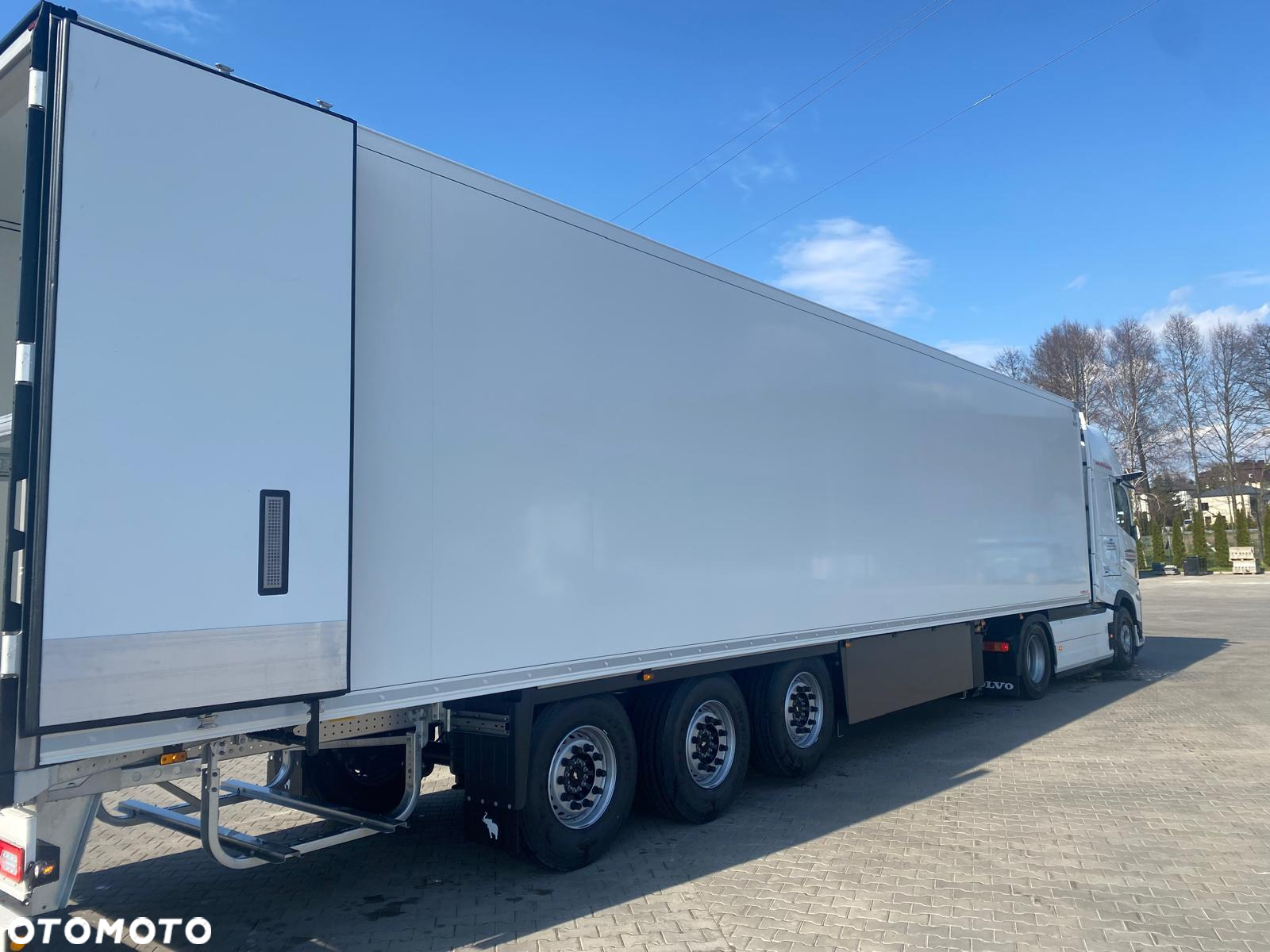 Schmitz Cargobull - 2