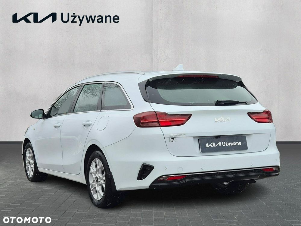 Kia Ceed 1.5 T-GDI M - 4