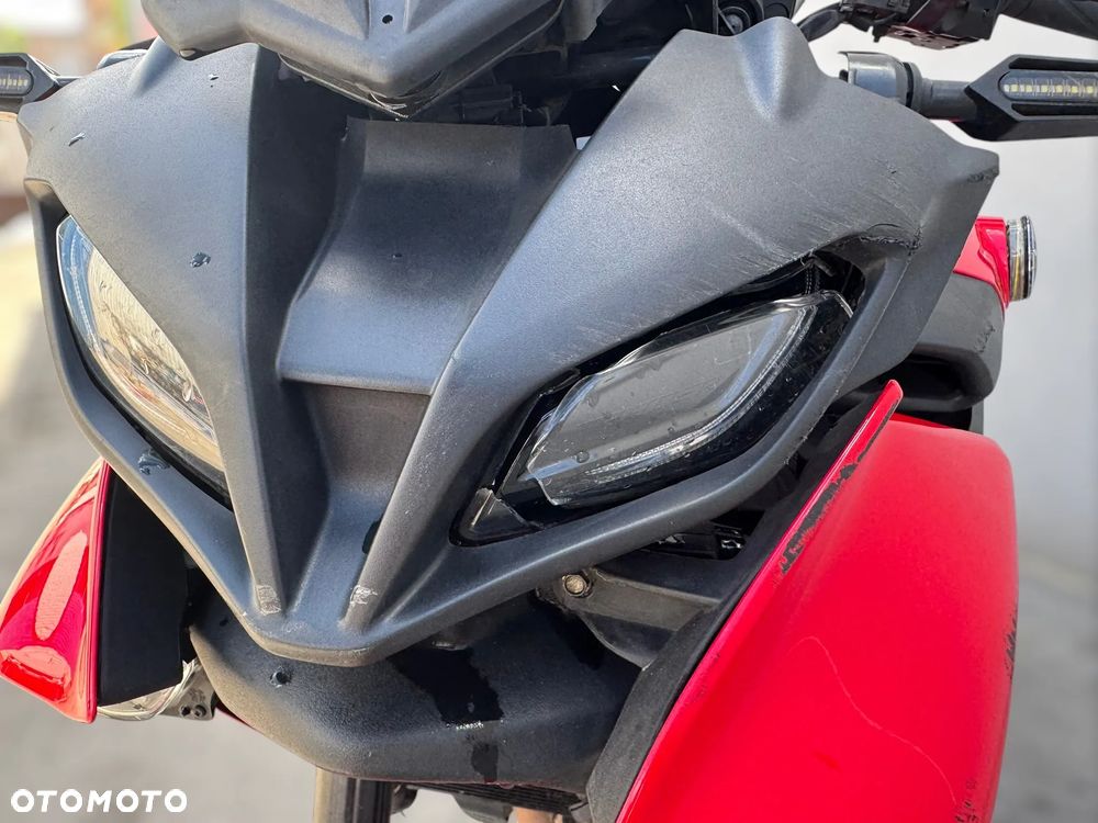 Yamaha MT - 9