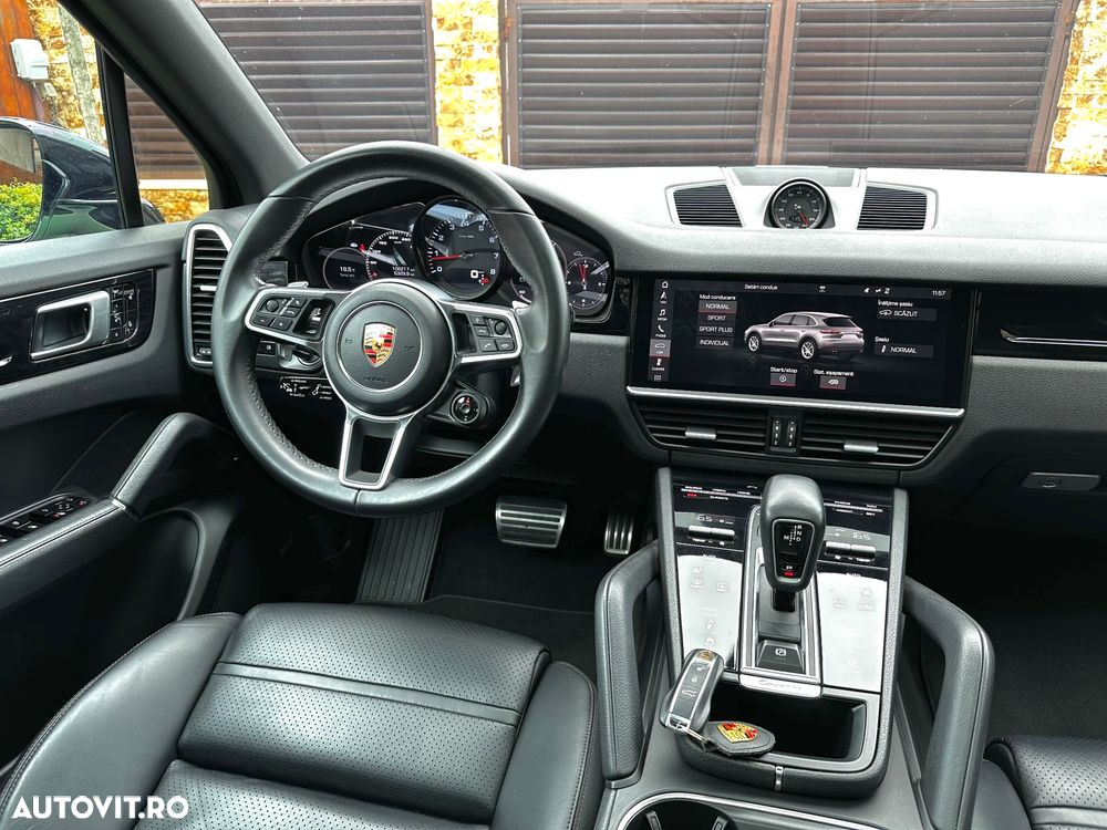 Porsche Cayenne S - 12