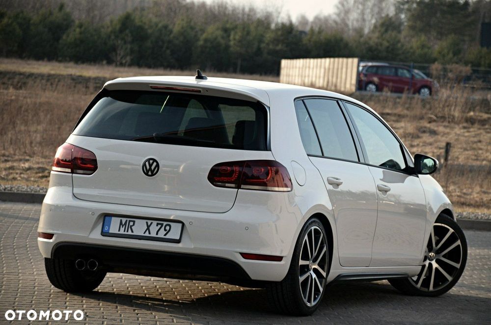 Volkswagen Golf - 9