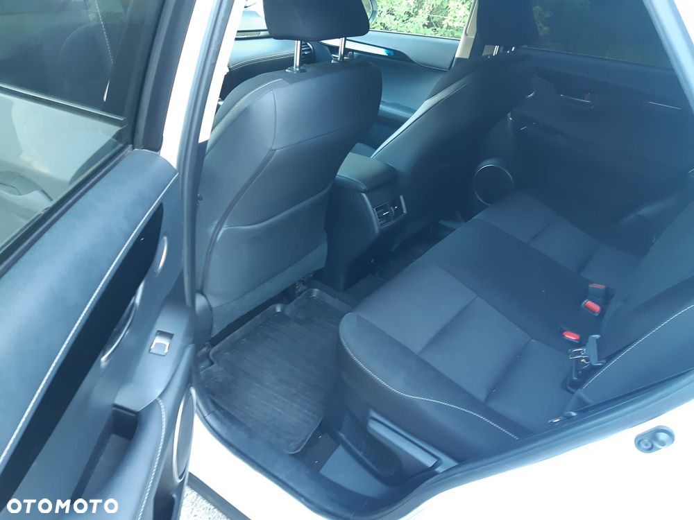 Lexus NX 300h Comfort AWD - 13
