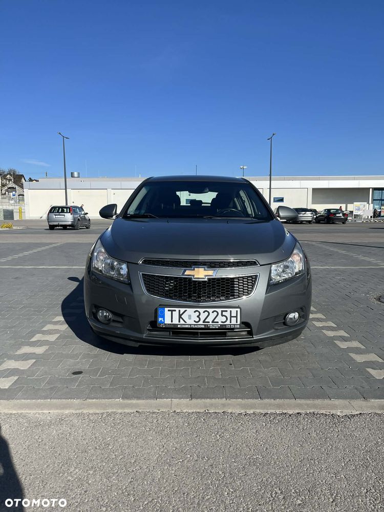 Chevrolet Cruze 1.6 LT - 6