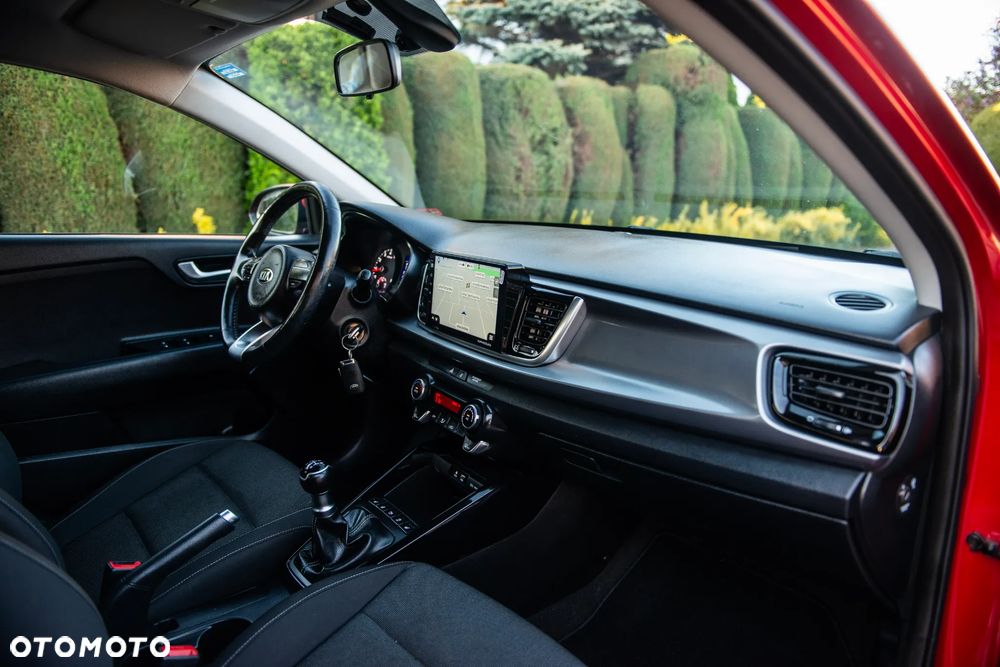 Kia Rio 1.2 Dream Team Edition - 39