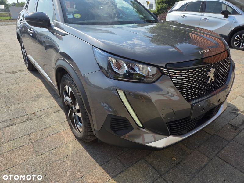 Peugeot 2008 BlueHDi 130 Allure S&S EAT8 - 9