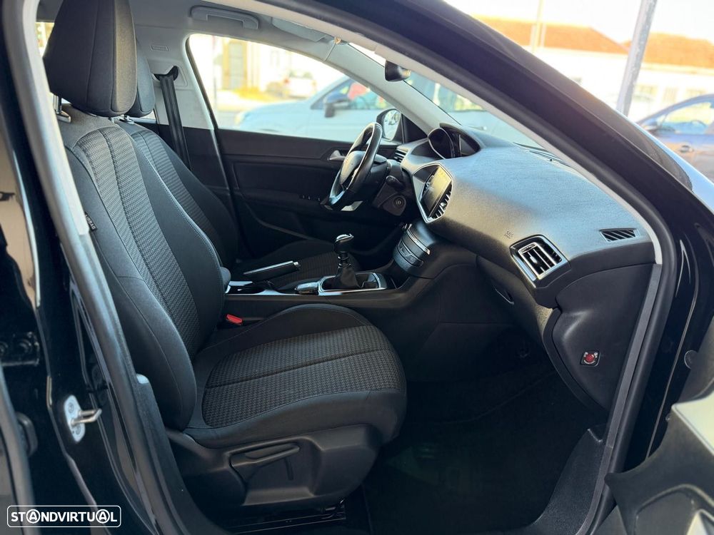 Peugeot 308 1.5 BlueHDi Style - 17