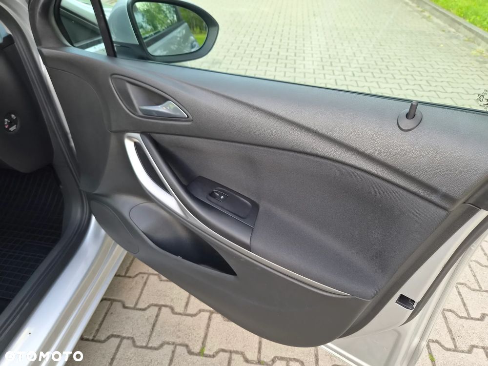 Opel Astra - 14