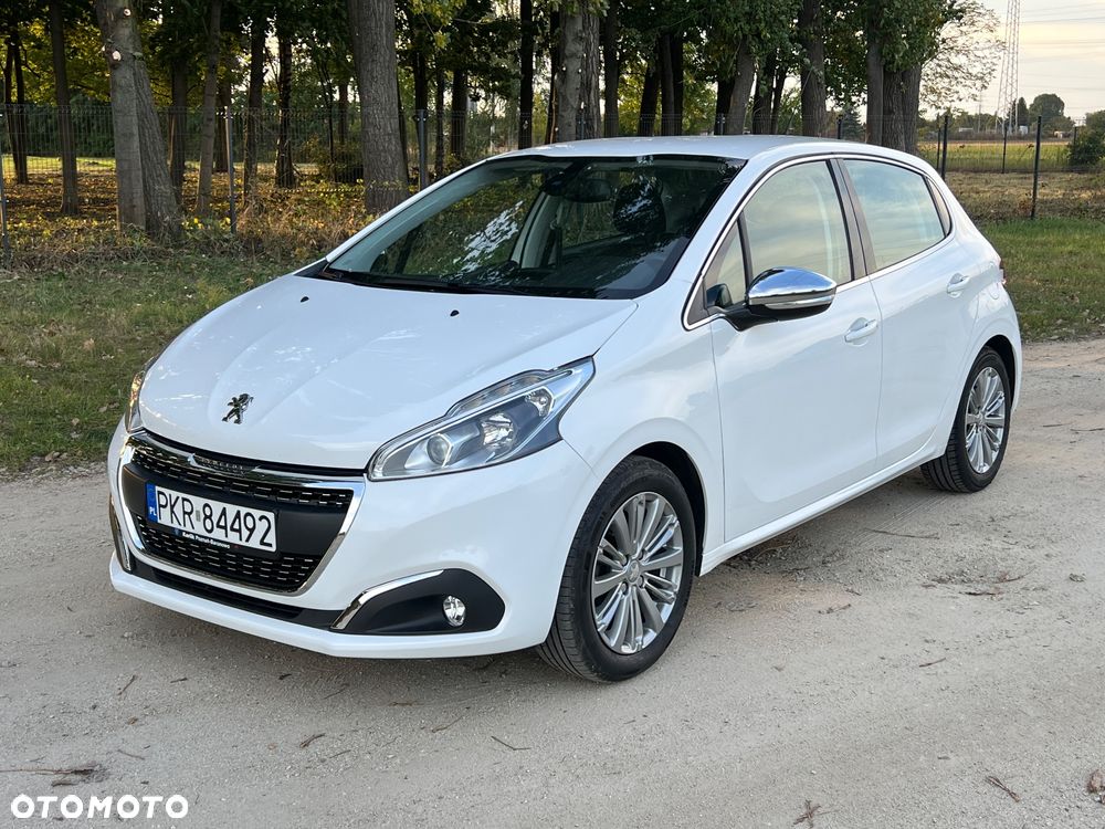 Peugeot 208 1.2 PureTech Allure S&S EAT6 - 1