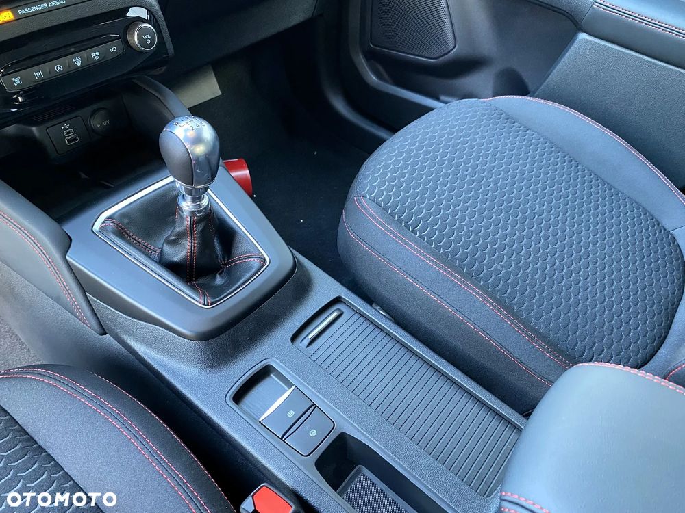 Ford Kuga 1.5 EcoBoost FWD ST-Line - 18