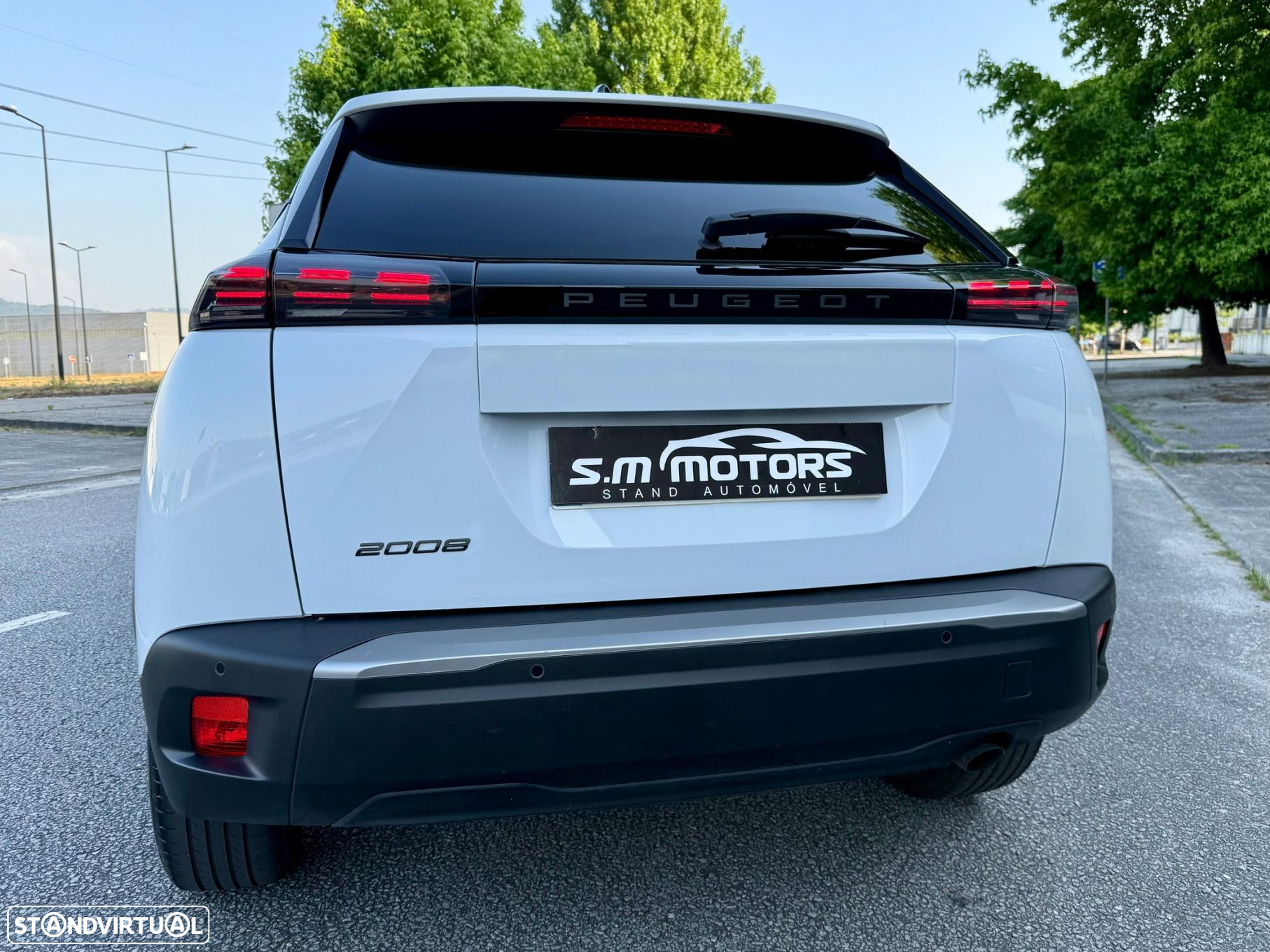Peugeot 2008 1.2 PureTech Allure - 6