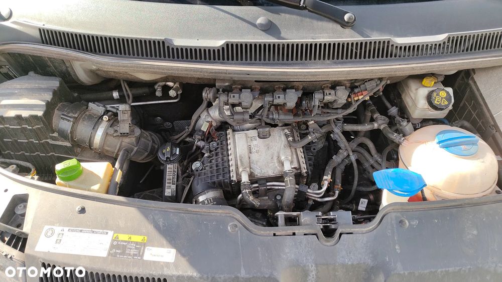 Volkswagen Multivan 2.0 TDI L1 Comfortline 4Motion DSG - 12