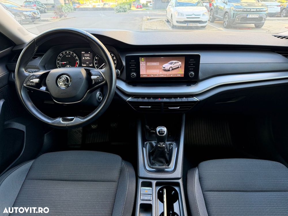Skoda Octavia 2.0 TDI Style - 6