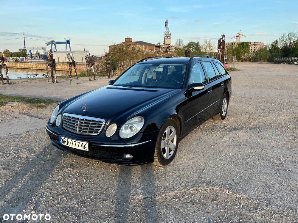 Mercedes-Benz Klasa E 320 CDI T Avantgarde - 3