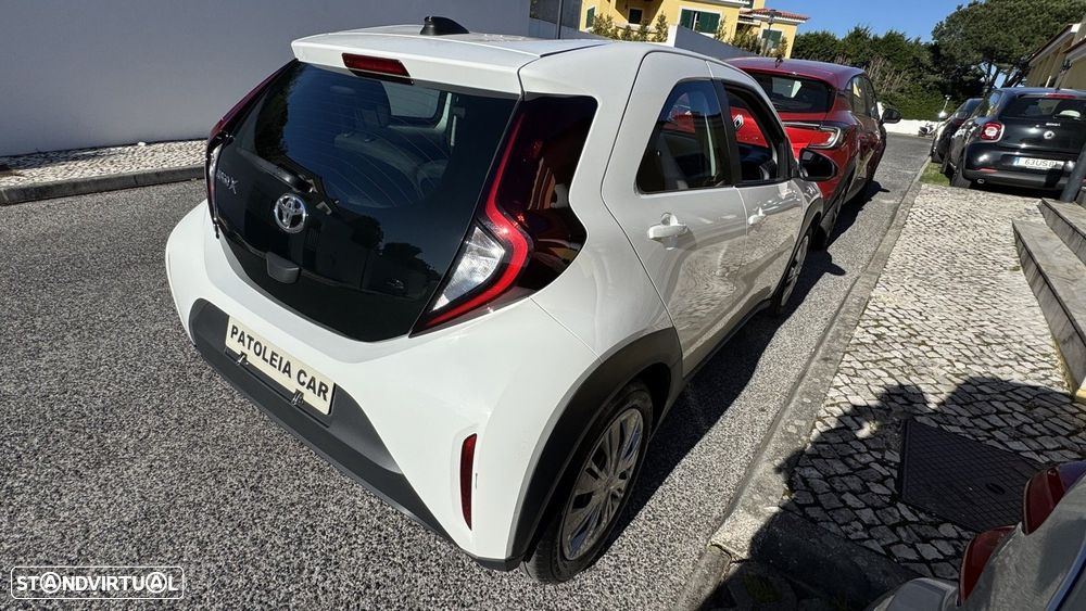 Toyota Aygo 1.0 X-Play Plus - 6