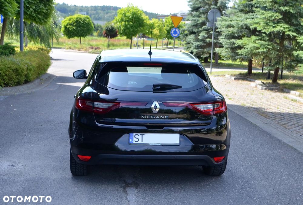 Renault Megane 1.6 SCe Business - 22
