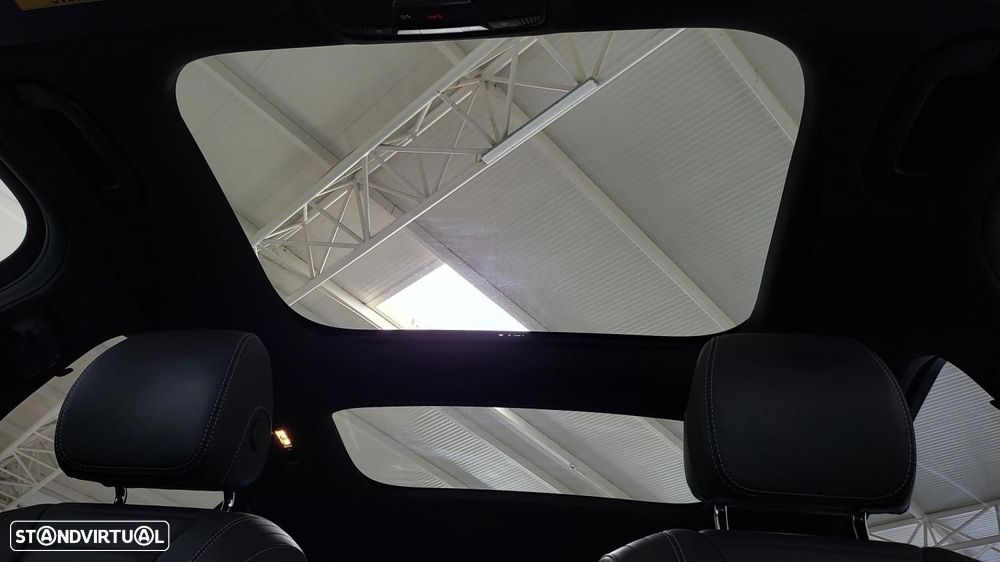 Mercedes-Benz E 300 de AMG Line - 27