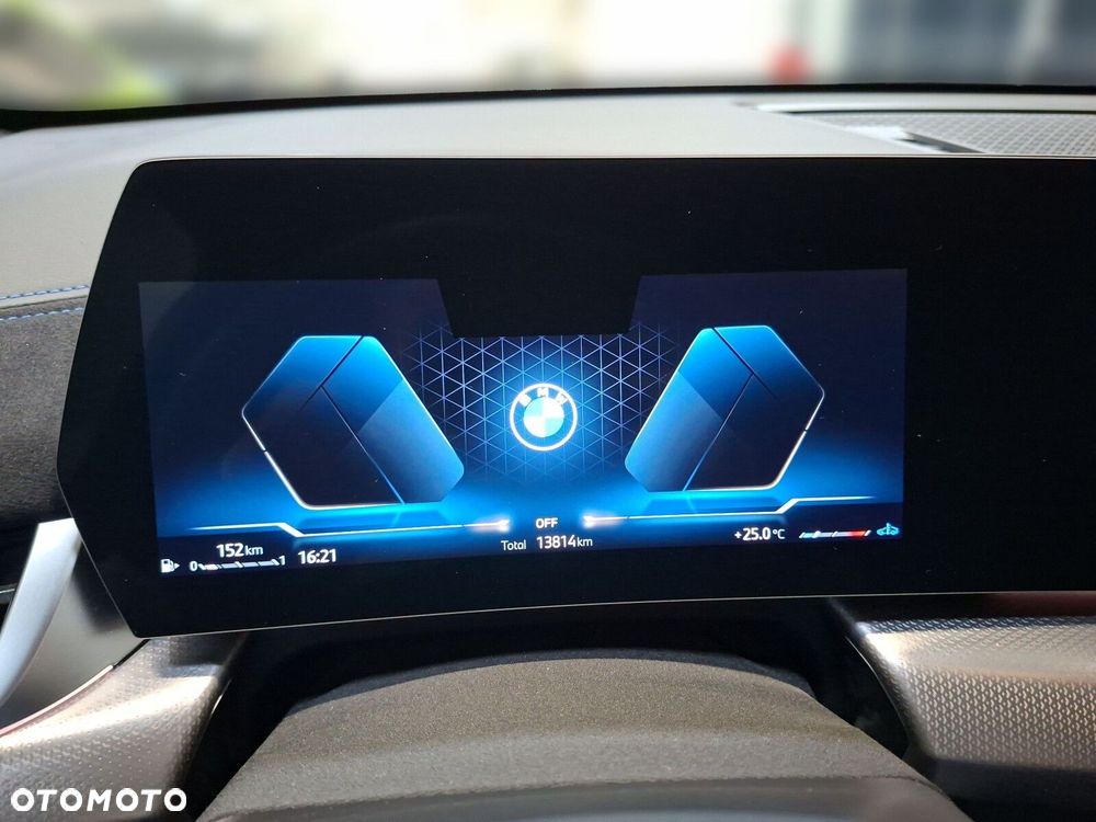 BMW X2 - 16