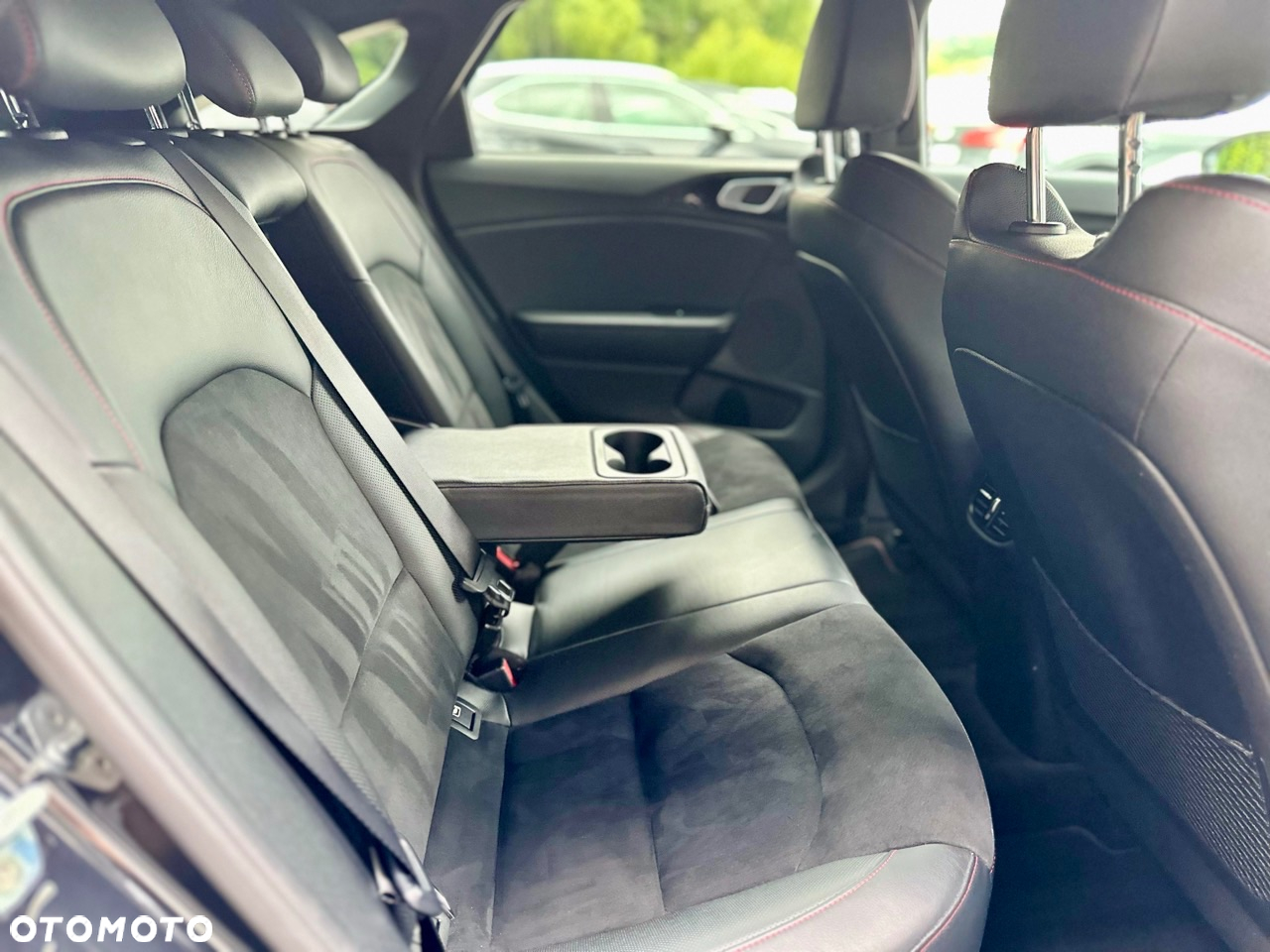 Kia ProCeed 1.6 T-GDI GT DCT - 26