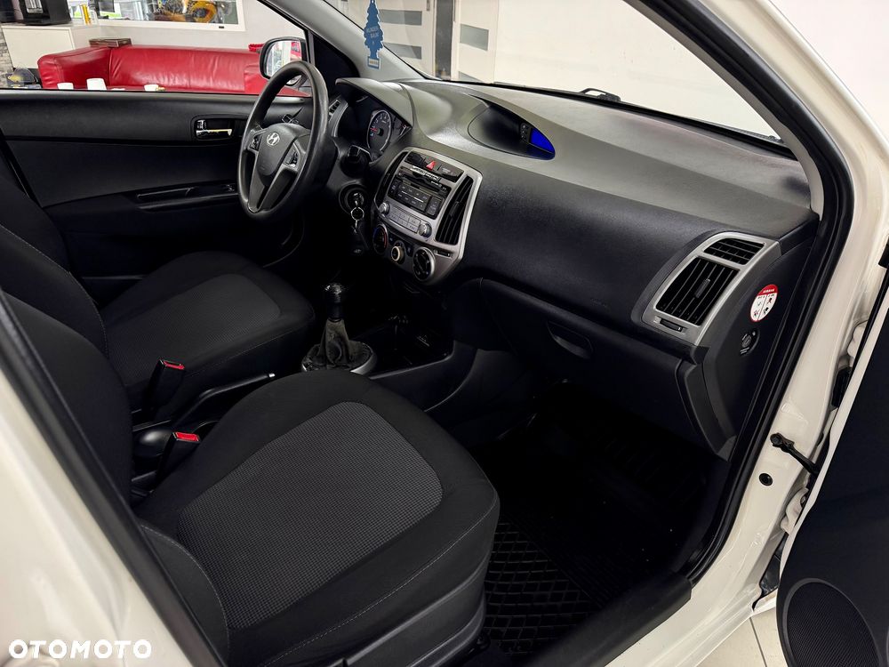 Hyundai i20 1.25 Wersja Jubileuszowa - 16