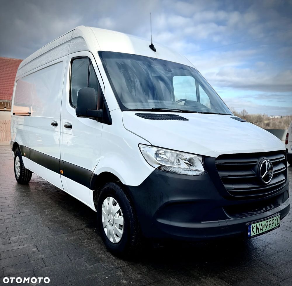 Mercedes-Benz eSPRINTER - 2