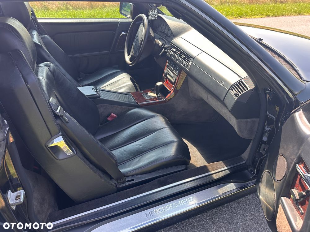 Mercedes-Benz SL - 28