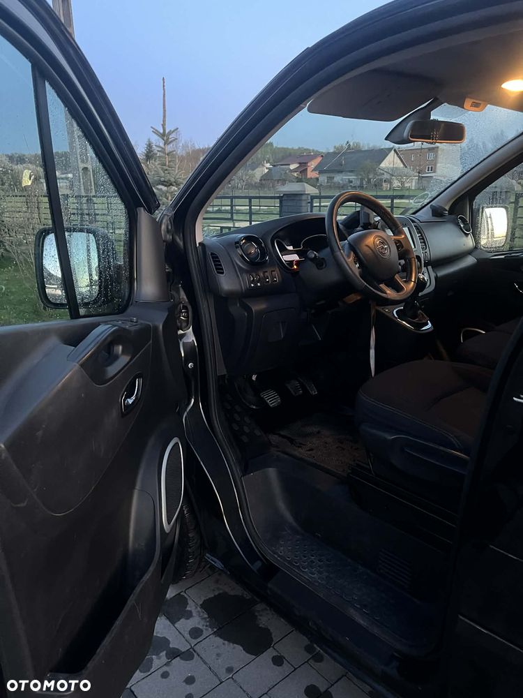 Opel Vivaro - 5