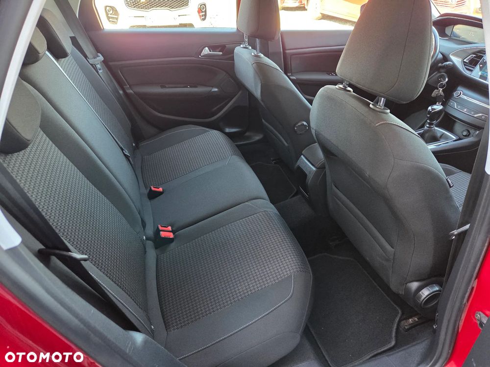 Peugeot 308 BlueHDi 130 Active Pack - 13