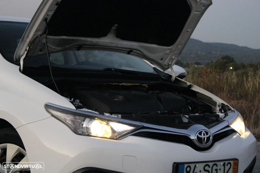 Toyota Auris 1.4 D-4D Comfort - 22