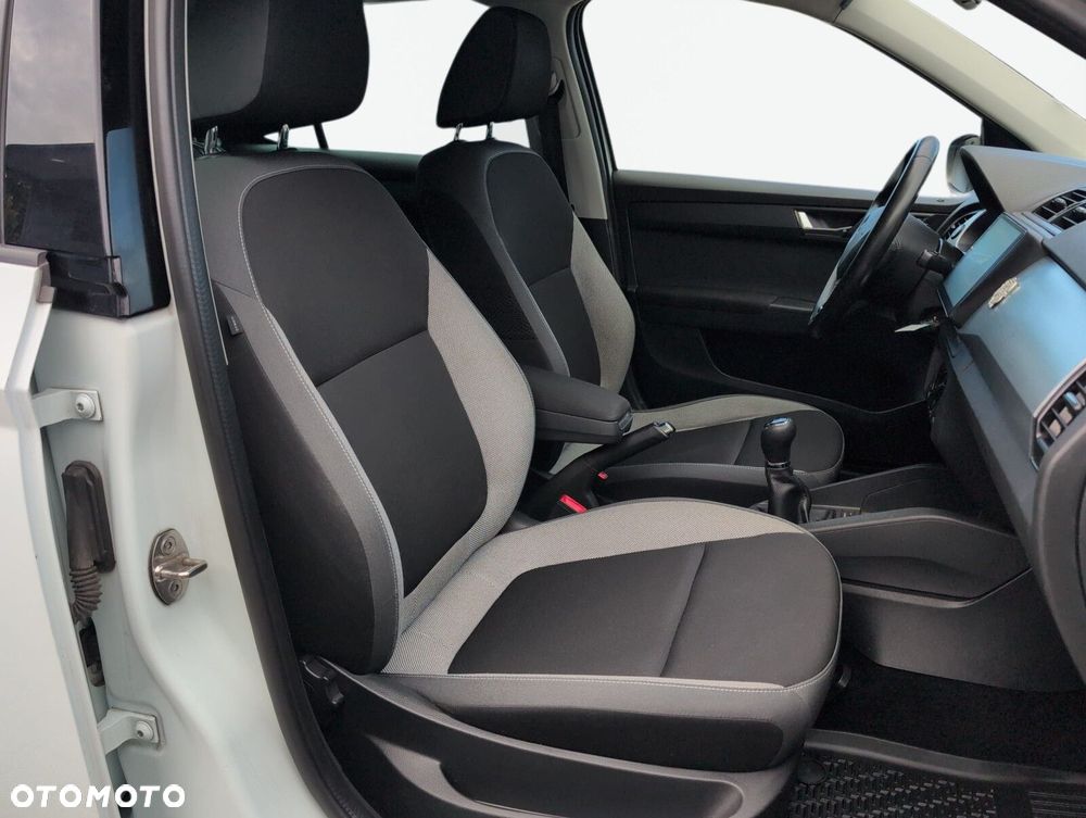Skoda Fabia 1.0 Ambition - 14