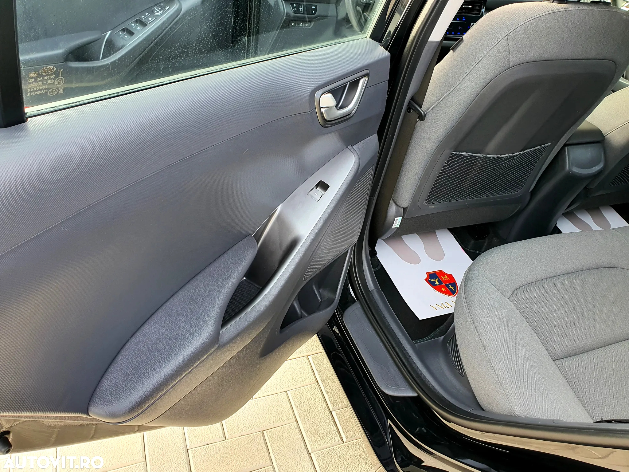 Hyundai IONIQ Plug-in-Hybrid 1.6 GDI Style - 26
