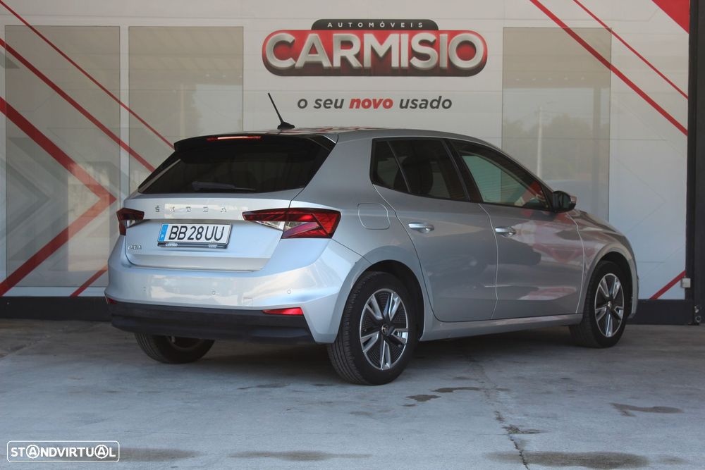 Skoda Fabia 2023 photo 3