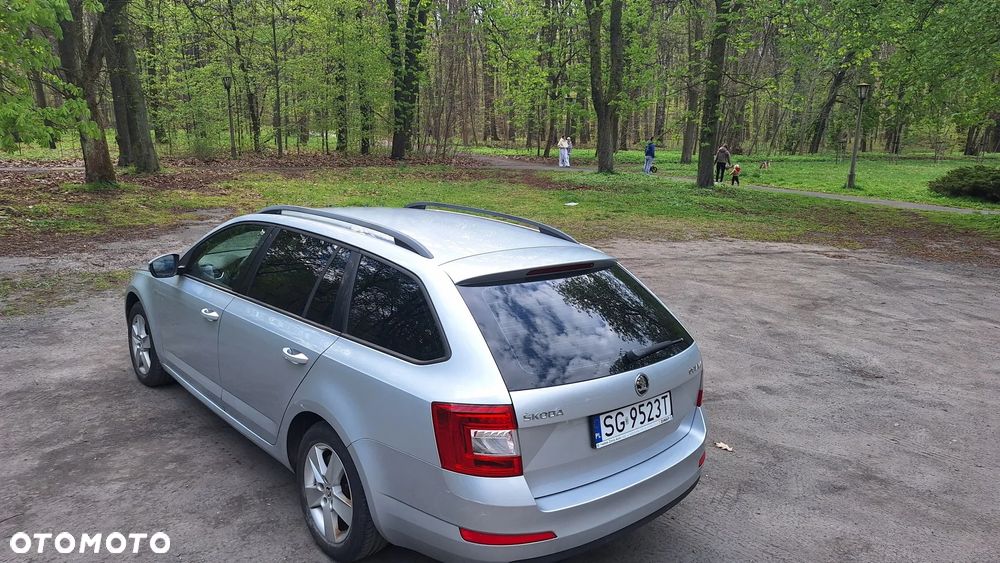 Skoda Octavia 2.0 TDI Edition - 4