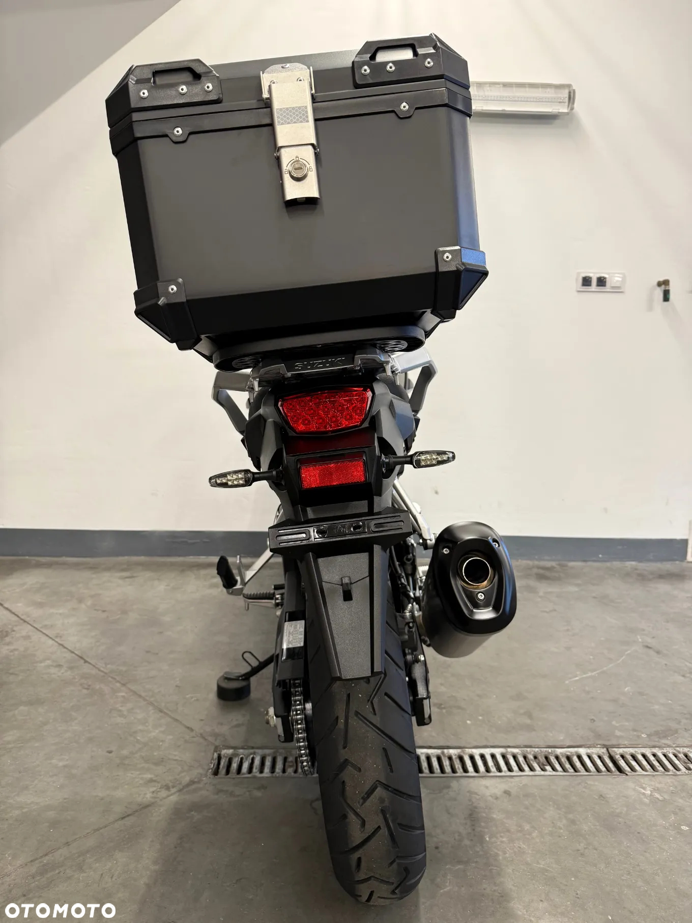 Suzuki V-STROM - 40