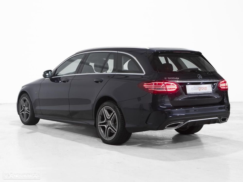 Mercedes-Benz C 300 de AMG Line - 4