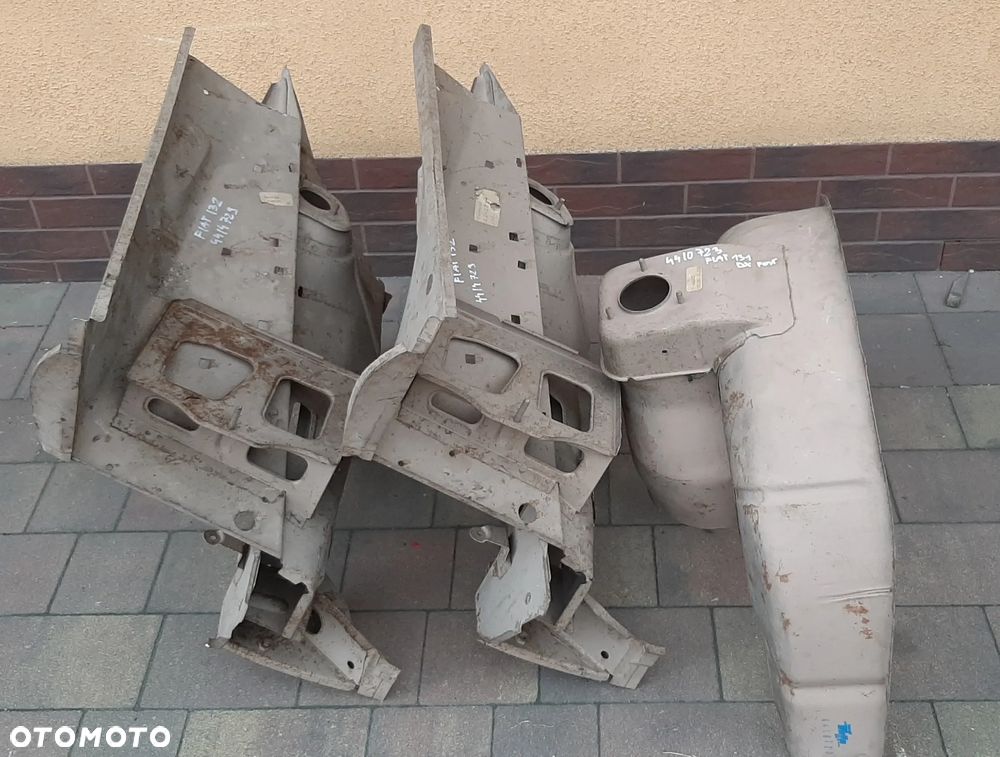 FIAT 850 FIAT 124 125 127 130 131 132 NOWE oryg. ele.  karoserii - 15