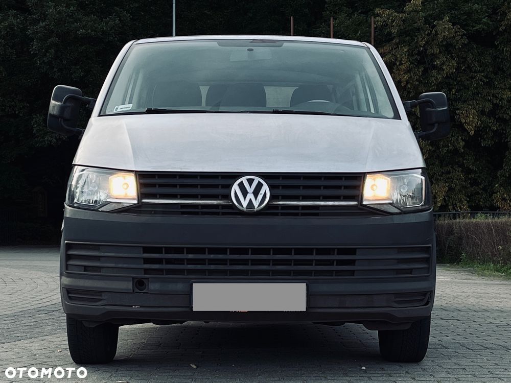 Volkswagen Transporter - 2