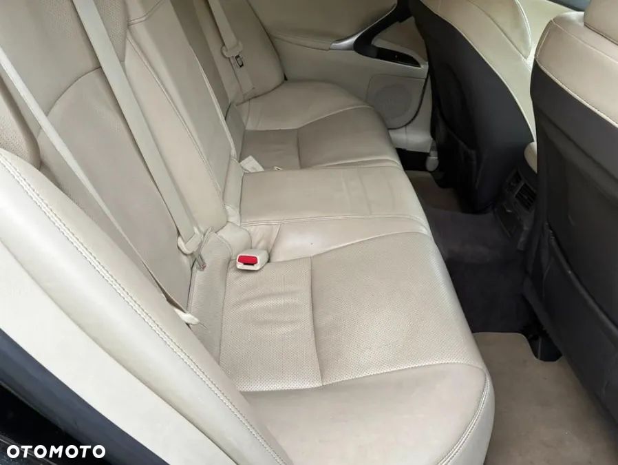 Lexus IS 250 Executive Line - 5