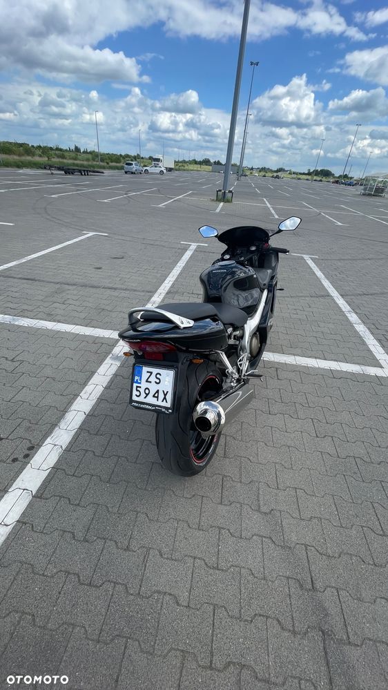 Honda CBR - 6