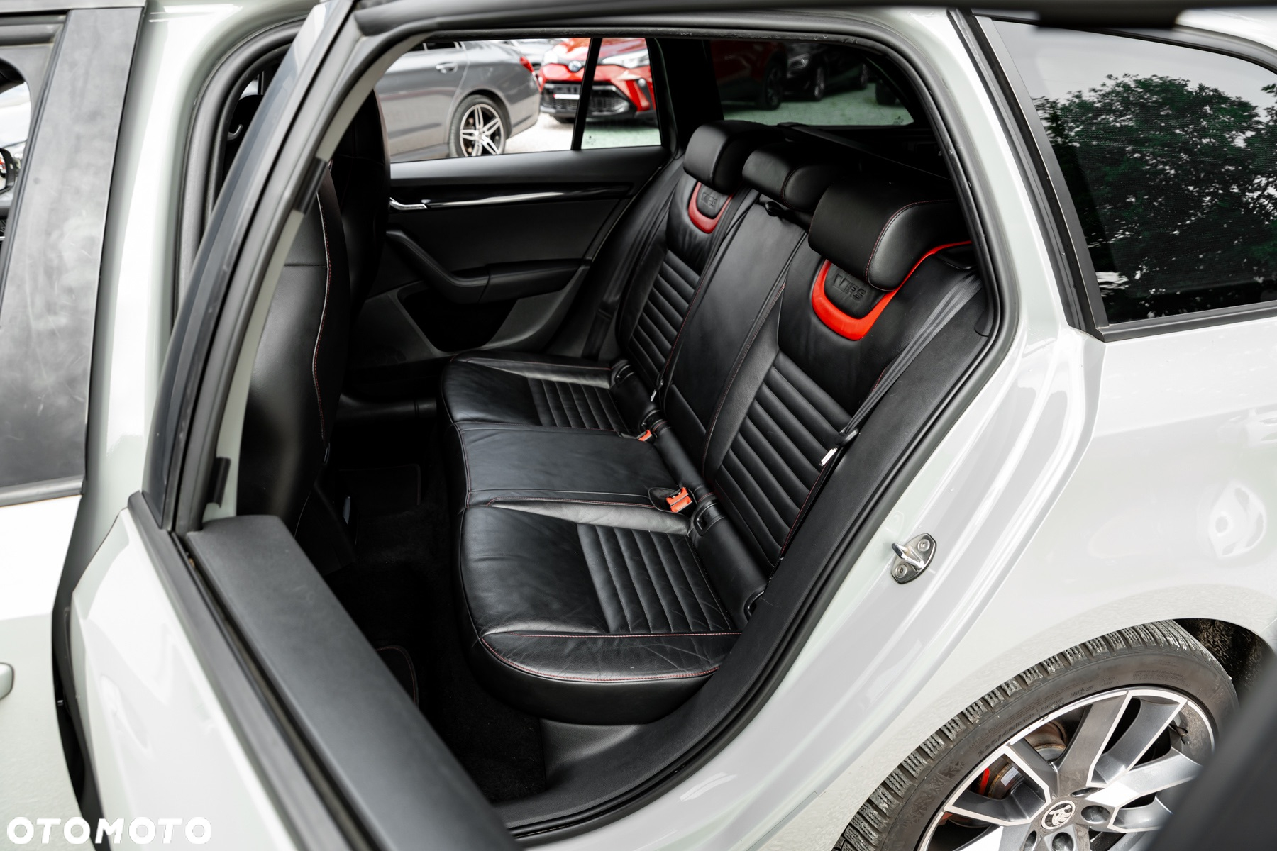 Skoda Octavia Combi 2.0 TSI (Green tec) DSG RS - 20